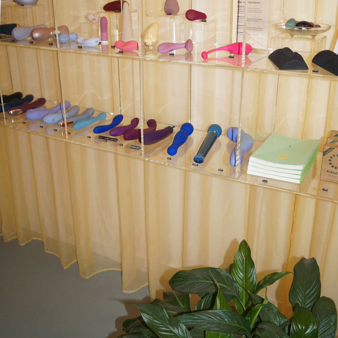 LEDIGE STILLINGER I PEECH