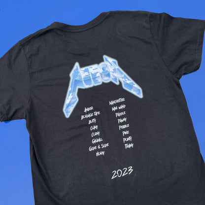 Peech t-shirt set fra en anden vinkel